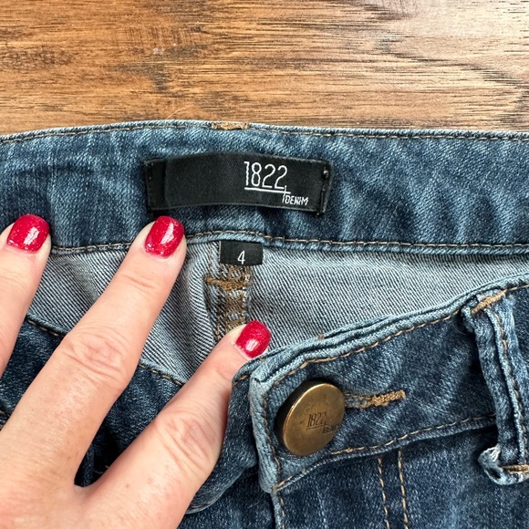 1822 Denim Skinny Distressed Jeans - Picture 3 of 4